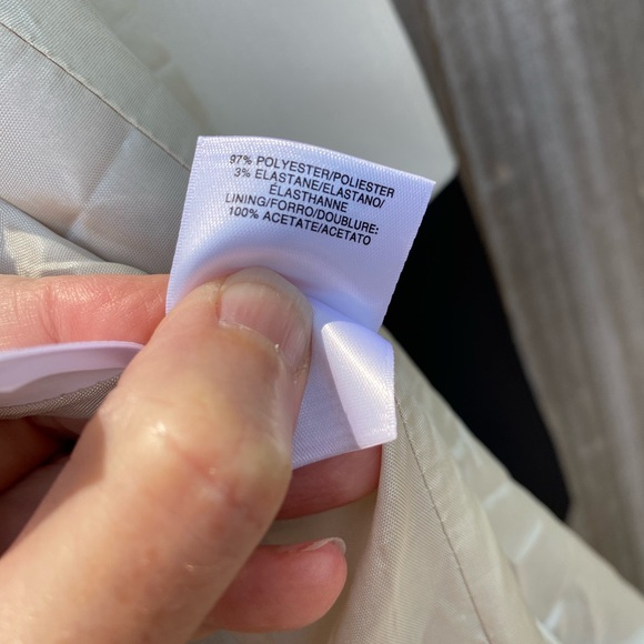 🖤 HOST PICK 🖤 Black, tan and ivory Color Block Blazer - Picture 5 of 7